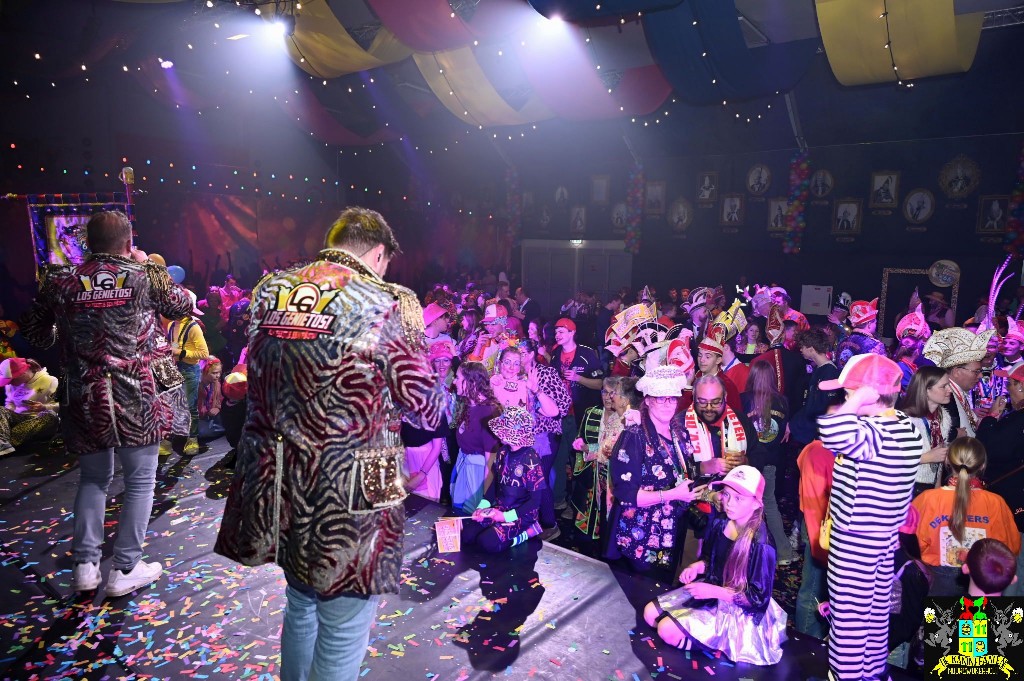 ../Images/6x11 Kaninefaaten Jubileumfeest 360.jpg